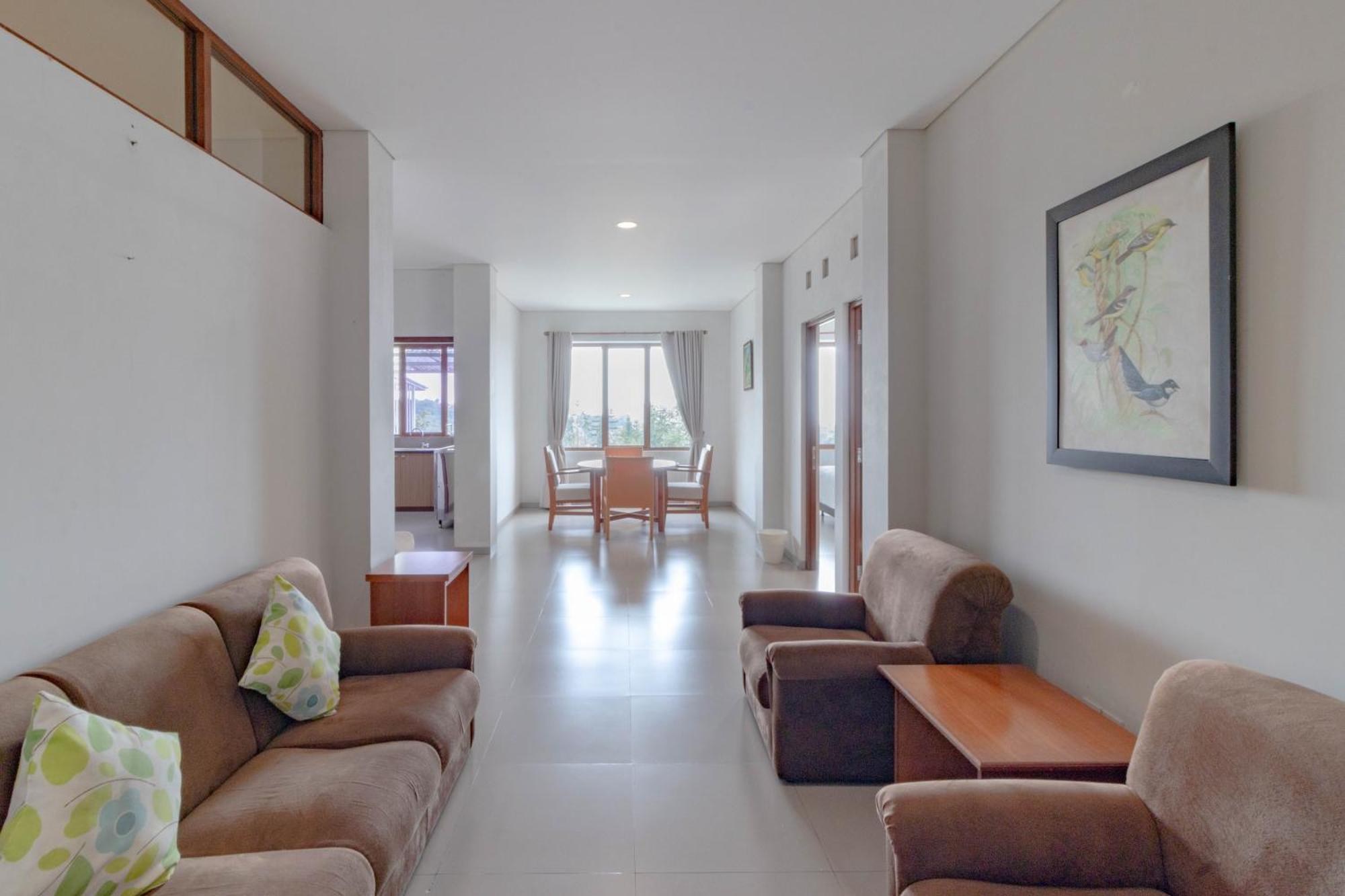 Family Only Amazing City View Villa - De Reiz Firen Syariah Бандунг Екстериор снимка